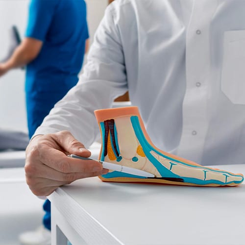 traitement osteosynthese fracture pied chirurgien orthopediste specialiste institut cheville pied jouvenet paris